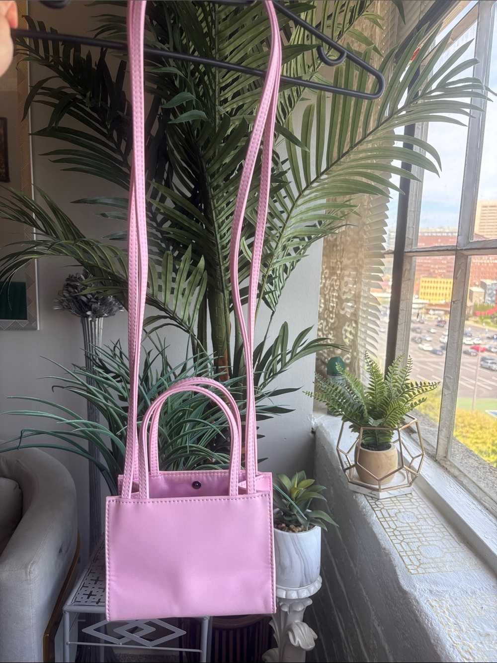 Pink Mini Telfar bag - Picture 3 of 3
